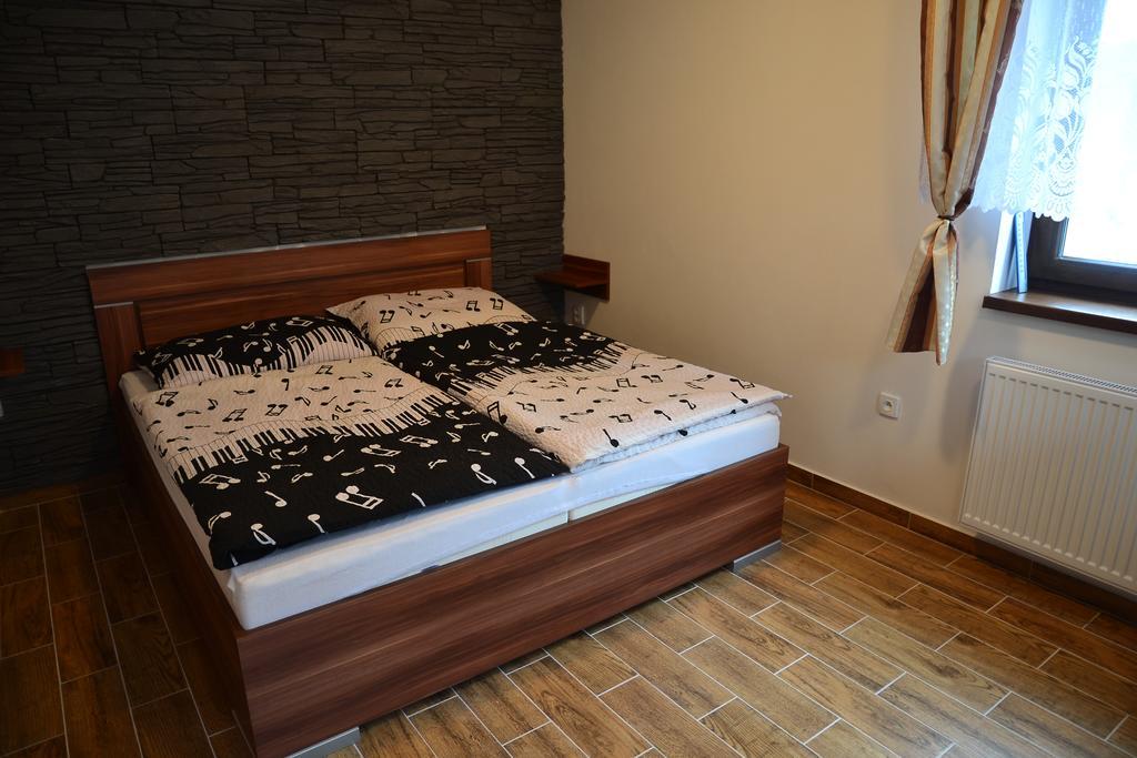 Apartmany Nad Rekou Svoboda nad Úpou エクステリア 写真